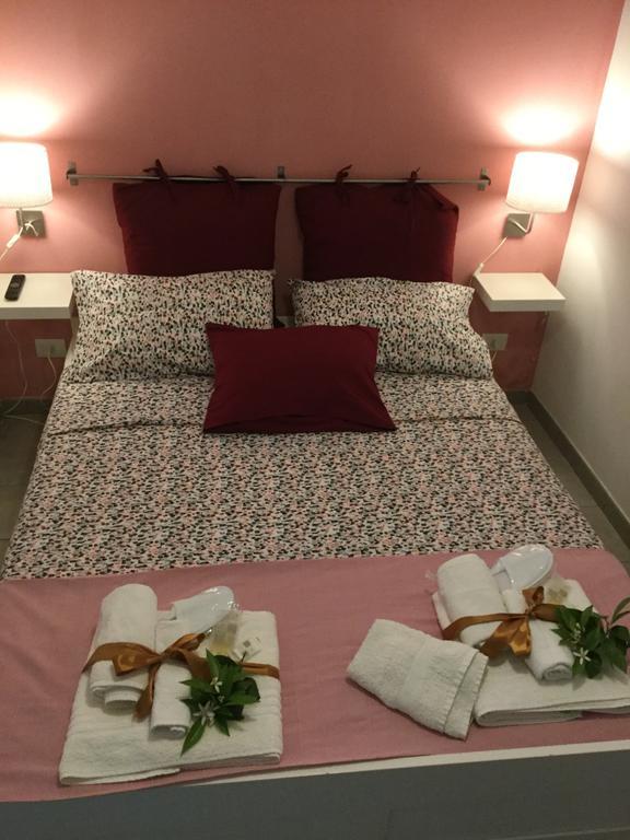 ノート Case Vacanze Le Roseヴィラ エクステリア 写真
